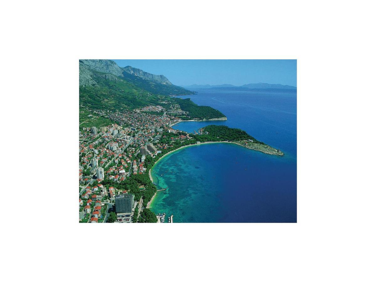 2 Bedroom Cozy Apartment In Makarska Ngoại thất bức ảnh