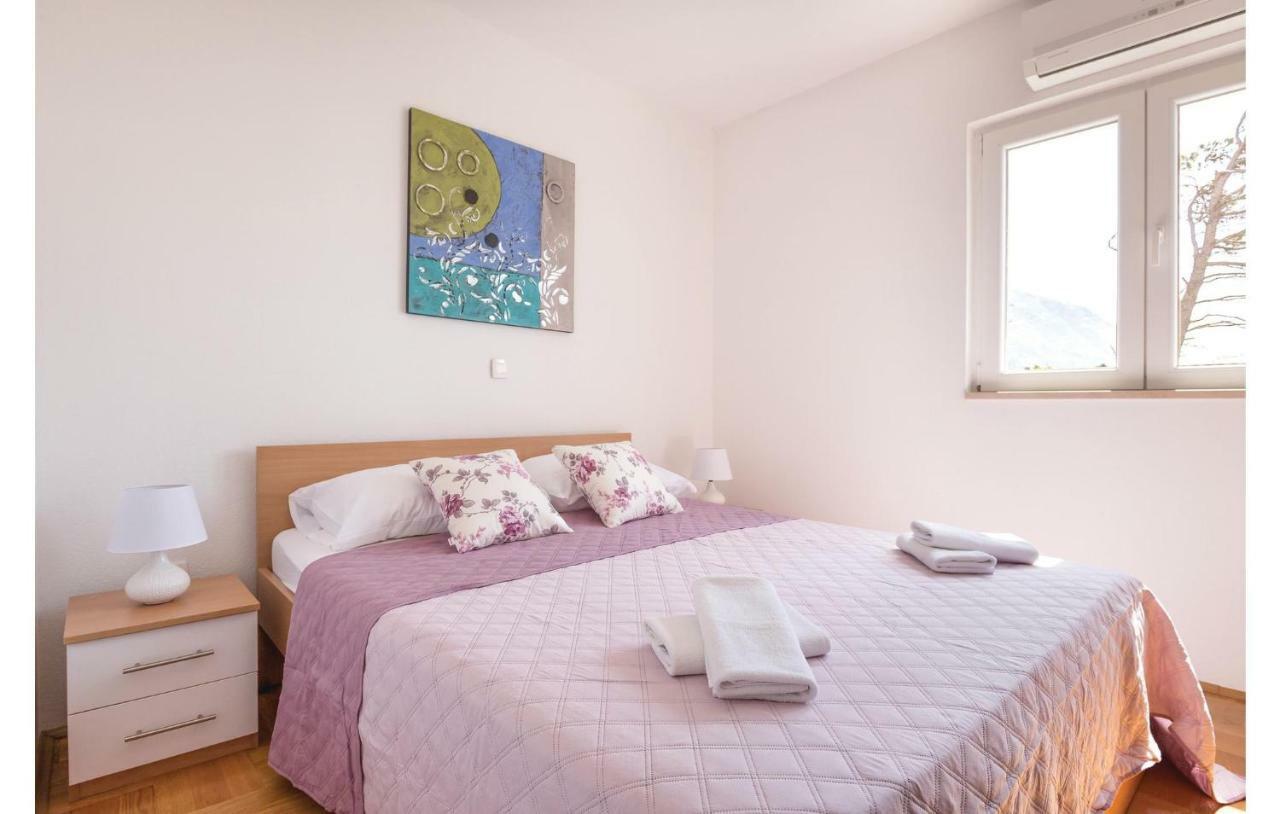2 Bedroom Cozy Apartment In Makarska Ngoại thất bức ảnh