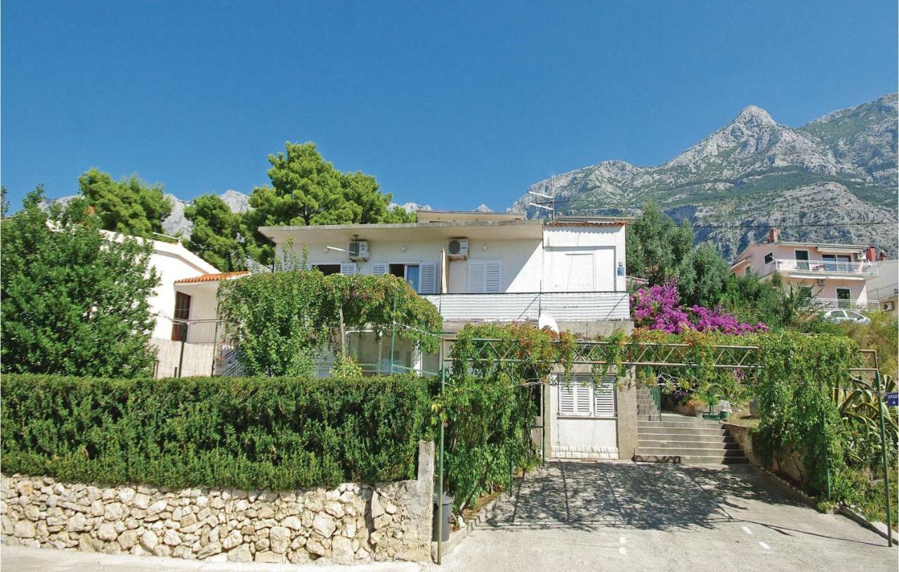 2 Bedroom Cozy Apartment In Makarska Ngoại thất bức ảnh